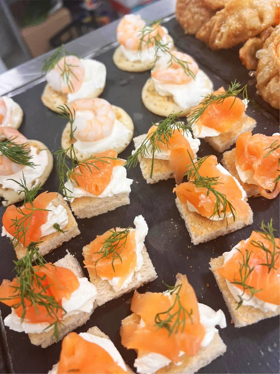 Smoked salmon and lemon canapé